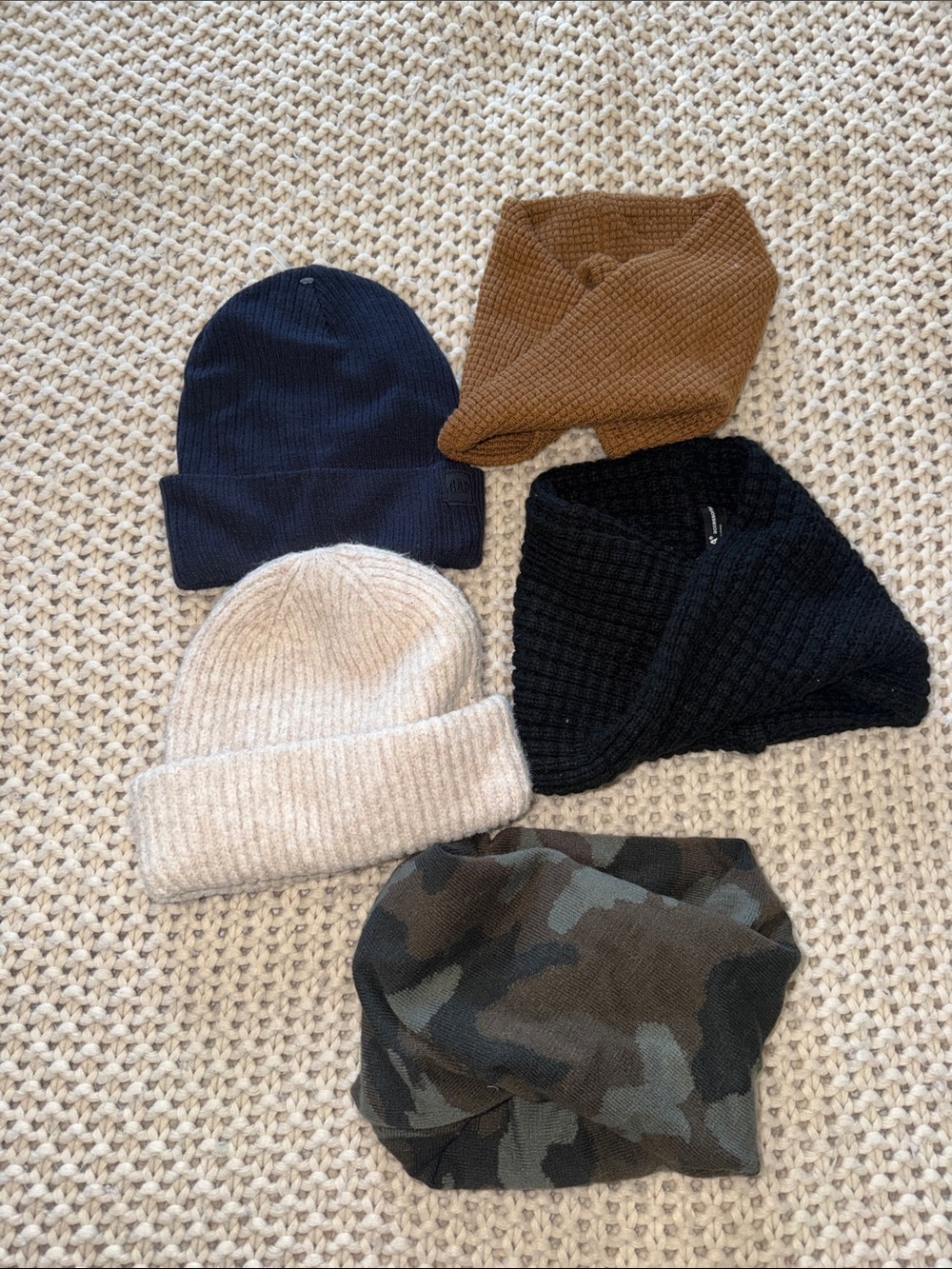 ZARA TARGET GAP BEANIES AND NECK WARMERS